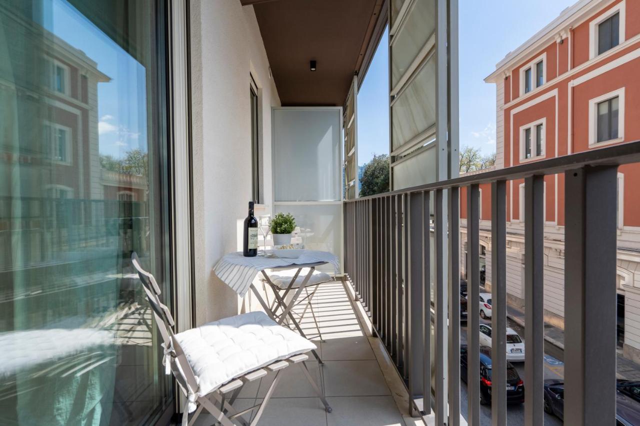 Apartment Twelve12 - Universita & Stazione Aparment